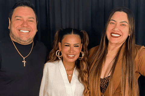 Claudio Ney e Juliana ficam encantados ao conhecer Simone Mendes pessoalmente