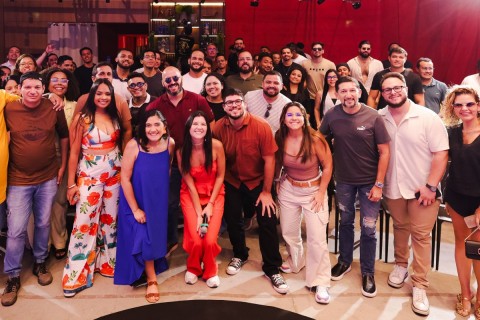 16ª edição do Frequência recebe Camila Arias para compartilhar estratégias de marketing e redes sociais