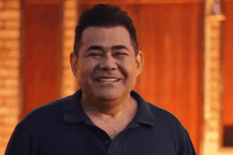 Batista Lima comenta sobre o romantismo de seu repertório