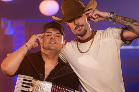 Tarcísio do Acordeon apresenta "10 Segundos" com Luan Pereira trazendo emoção em parceria