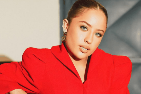 Mari Fernandez participa do Especial LED da Globo e homenageia estudantes