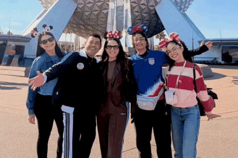 Batista Lima escolhe os parques da Disney, em Orlando, como roteiro de férias