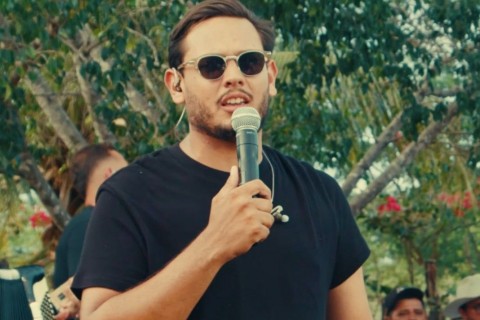 Luis Barbinha apresenta novas faixas do audiovisual “Ao Vivo na Serrinha”